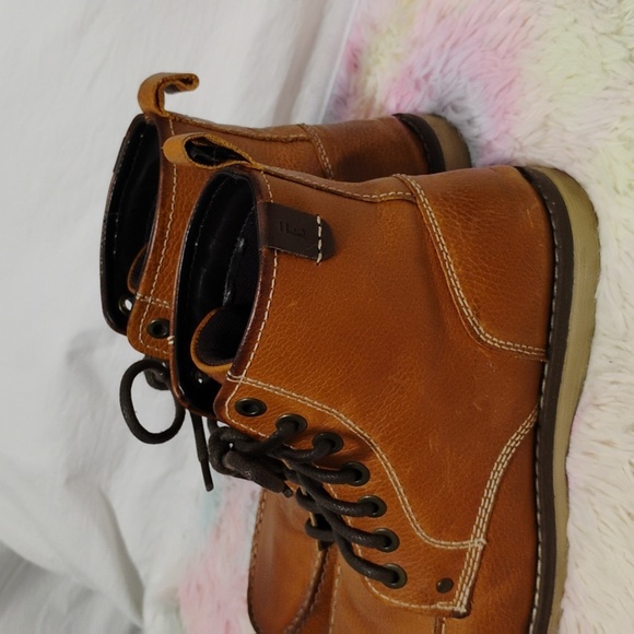 SALE! Crevo Buck Leather Boots Sz.9 Gently Worn 2X (X-100) - Picture 2 of 15